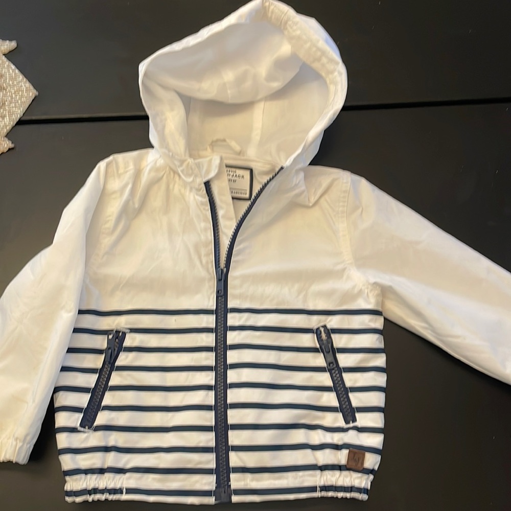 Janie and Jack boys rain coat/ windbreaker. Size 18-24 months.